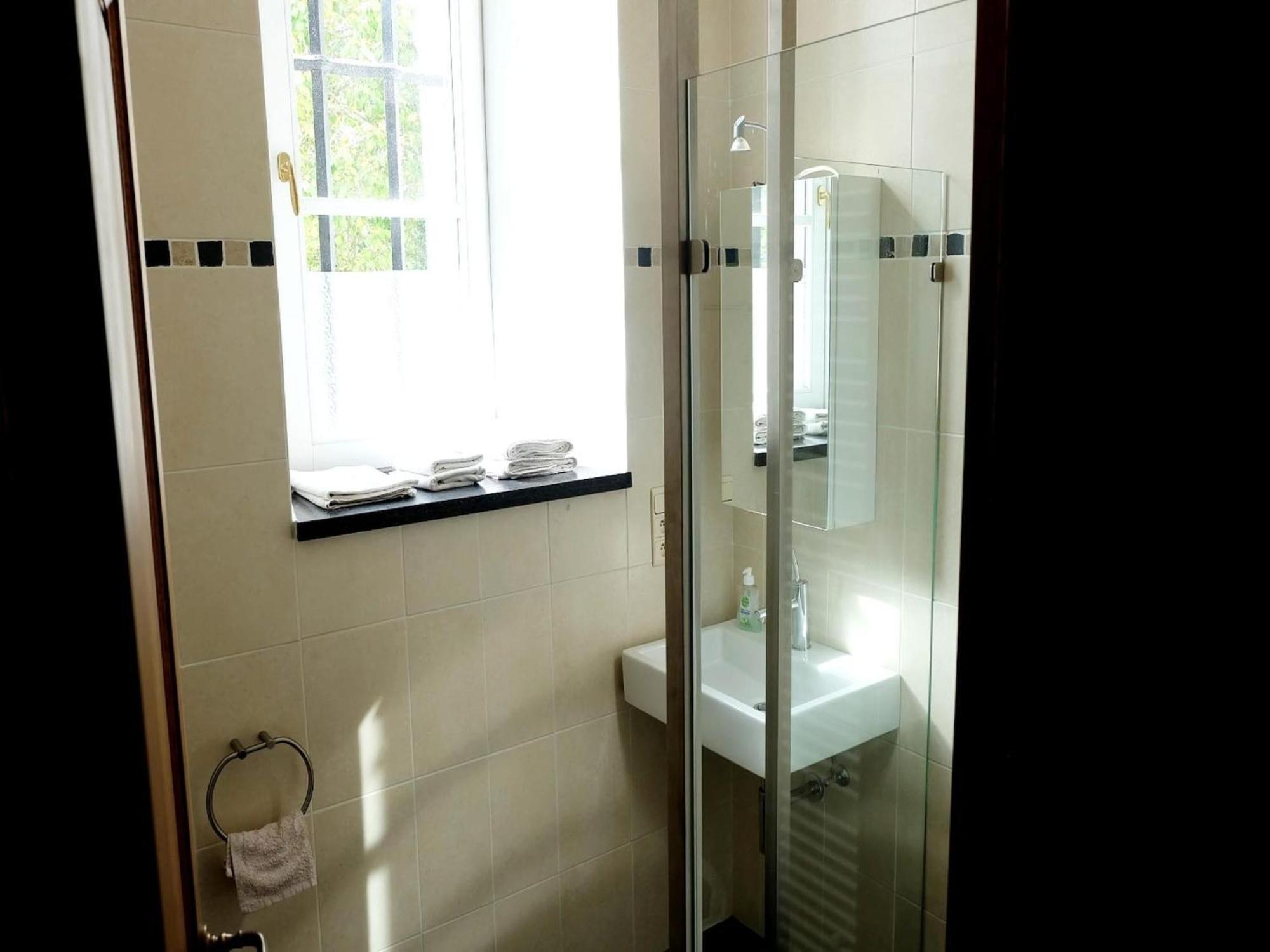 Stationed Between Spa And Liege Apartment In 艾韦 外观 照片