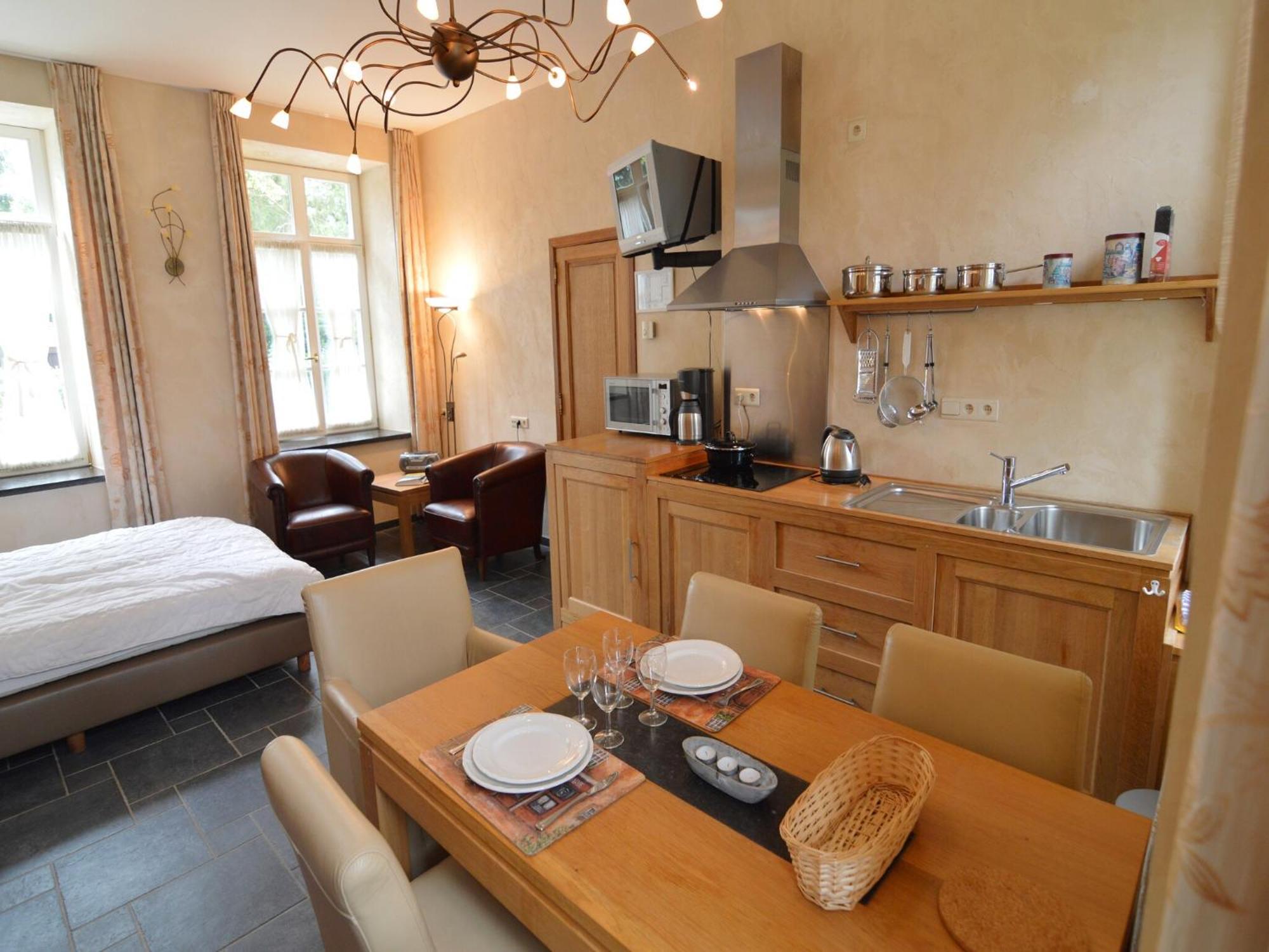 Stationed Between Spa And Liege Apartment In 艾韦 外观 照片